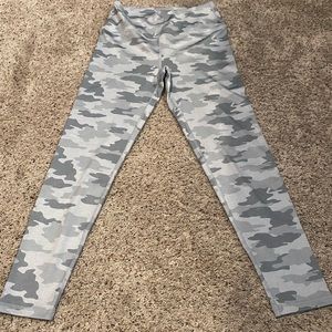 Gray camo leggings